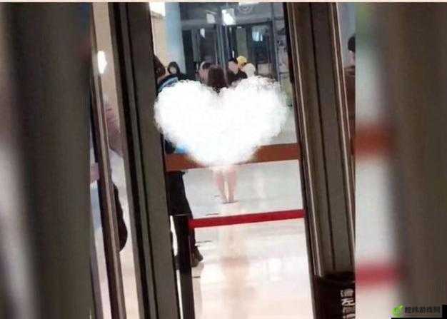 女群友被无码牛子骚扰：不堪其扰，求助群友